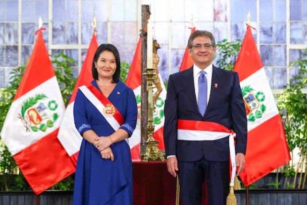 Ministro de Trabajo aclara que borrador de facultades legislativas no plantea eliminar feriados