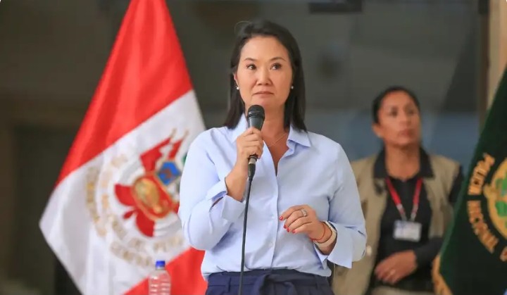 Keiko Fujimori cede ante transportistas: eliminará ley de puntos y reducirá multas al 10% para evitar paro